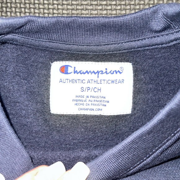 ▪️CHAMPION▪️ Men’s Vintage Crewneck - Picture 4 of 5